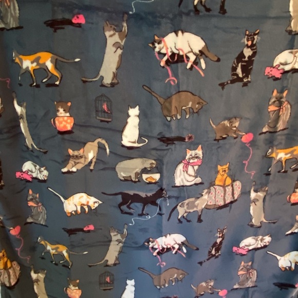 Vera Bradley ~CAT'S MEOW~ Plush Fleece Throw Blanket Blue Background NWT 80x50 - Picture 12 of 12